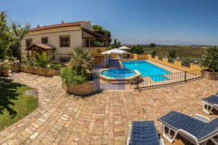 Fig Villa and Pool